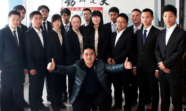 塑料托盤廠家團(tuán)隊圖片 塑料托盤廠家團(tuán)隊圖片