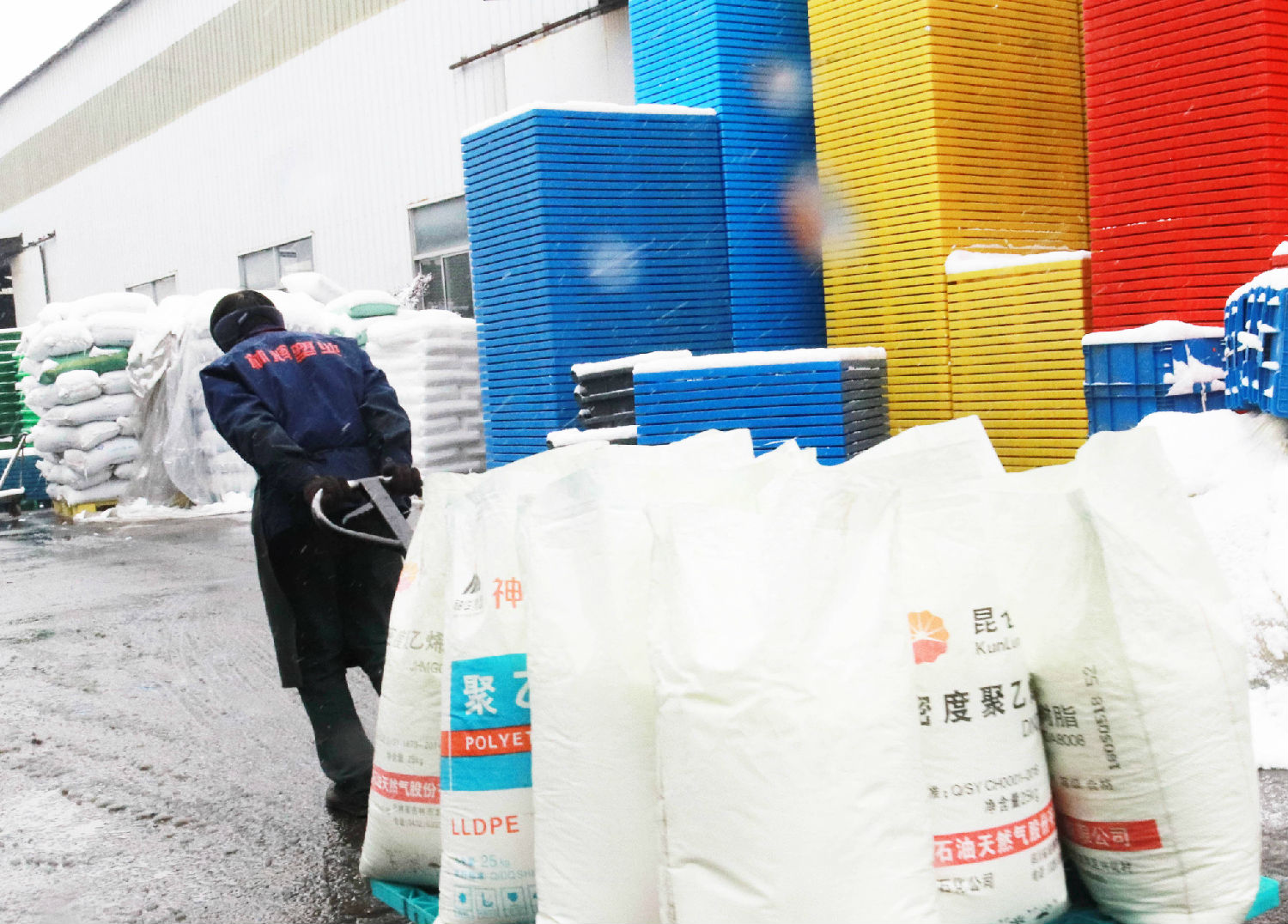 瑞雪兆豐年，2018你的年貨在路上...