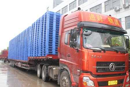 林輝塑業(yè)給您帶來高溫預(yù)警，本周高氣溫都在30°C+