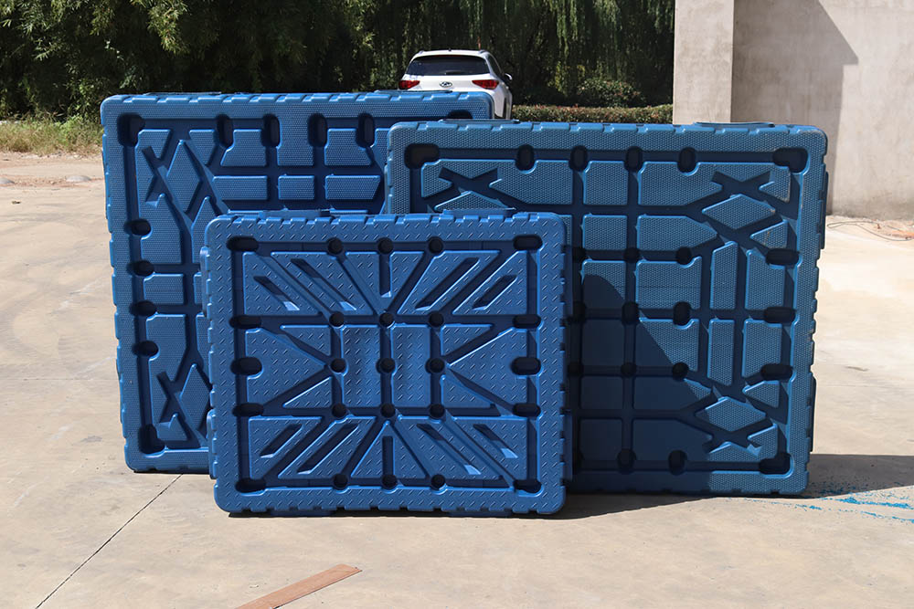 雙面塑料托盤多少錢？雙面托盤價格走向