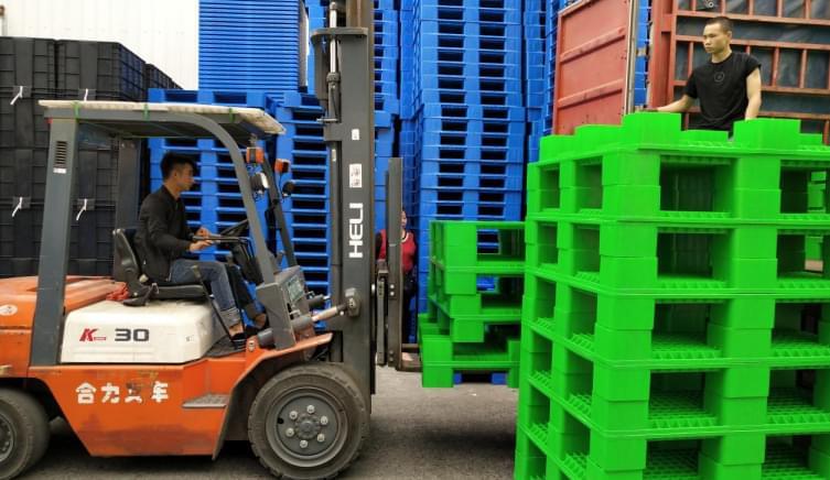 環(huán)保在行動(dòng)，塑料托盤(pán)價(jià)格發(fā)展趨勢(shì)備受關(guān)注！