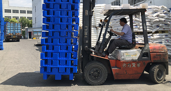 OMG~塑料托盤(pán)的價(jià)格原來(lái)還可以這樣劃分！