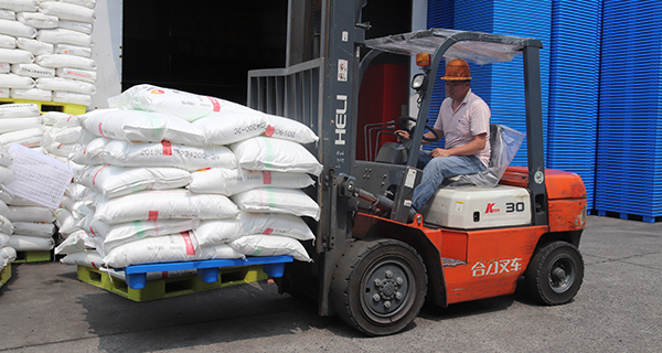 酷暑，如何增加塑料托盤的耐熱性能？